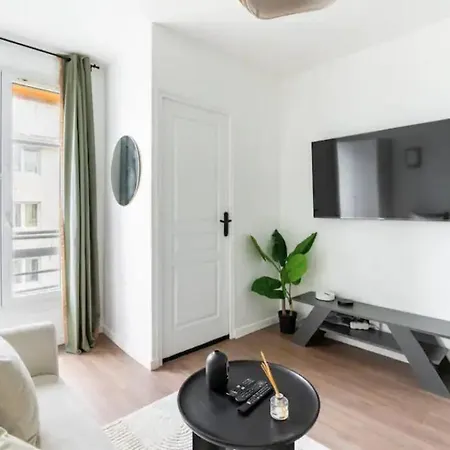 Vignoles Nation Cosy Studio Apartment Paris
